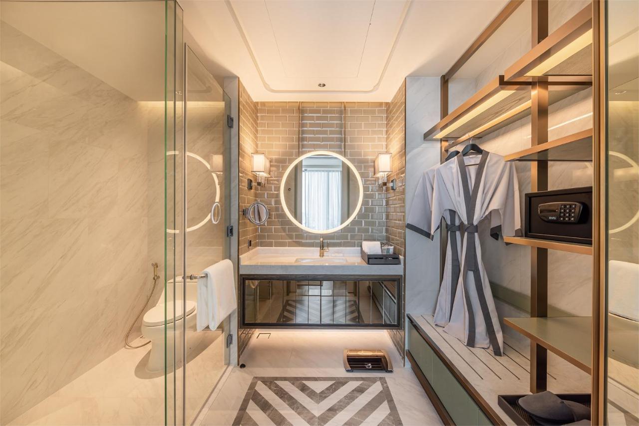 Eastin Grand Hotel Phayathai Banguecoque Exterior foto Bathroom